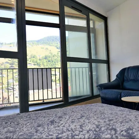 Studio Elena, Vue Sur La Montagne Apartment *